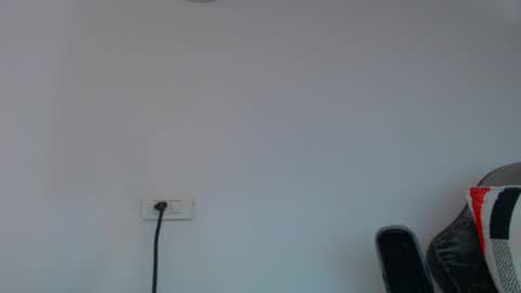 Snapshot of esteban7984068 chatting on 09/24/25, 01:03 esteban online show from 09/24/25, 01:03