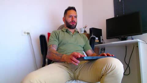 esteban online show from 01/07/26, 03:36