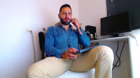 esteban online show from 02/03/26, 02:11