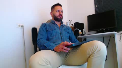 esteban online show from 04/20/26, 01:58