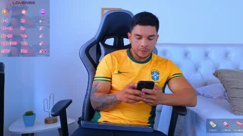 ESTEBAN online show from 03/30/26, 03:24