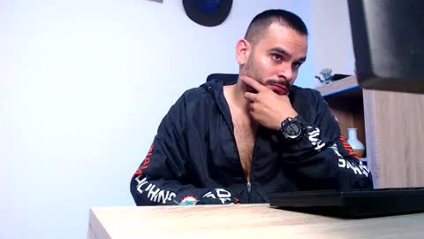 Esteban Fernandez online show from 02/13/26, 07:37