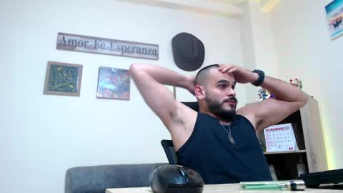 Esteban Fernandez online show from 04/03/26, 06:55