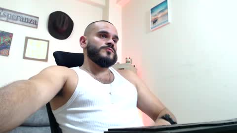 Esteban Fernandez online show from 05/22/26, 07:30