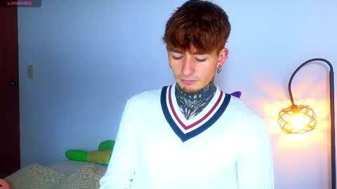 Esteban independent model online show from 12/01/25, 10:42