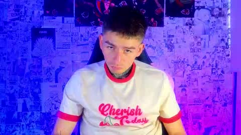 Esteban independent model online show from 03/18/26, 01:03