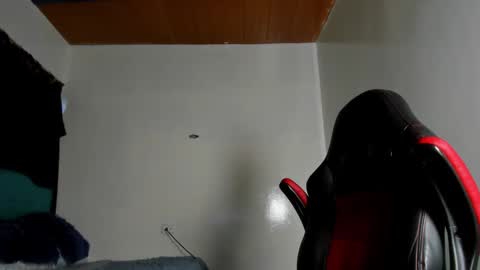 Snapshot of estebanlobo chatting on 10/02/25, 11:34 estebanlobo online show from 10/02/25, 11:34