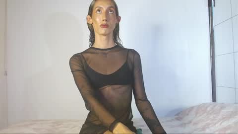 Snapshot of estefa_g chatting on 01/03/25, 10:51 Estefa G online show from 01/03/25, 10:51
