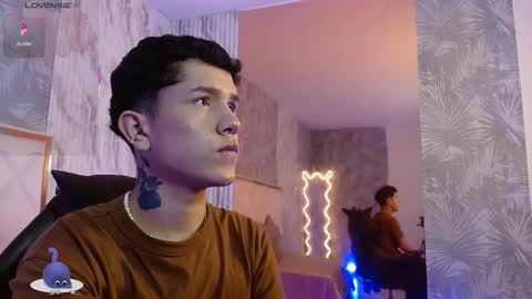 Snapshot of estefan_tay chatting on 02/13/26, 07:21 estefan_tay online show from 02/13/26, 07:21