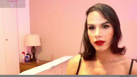 Snapshot of estefania1812 chatting on 07/12/26, 03:30 estefania1812 online show from 07/12/26, 03:30