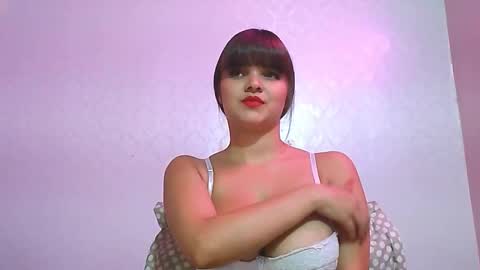 Snapshot of estefaniia__121 chatting on 03/26/26, 01:38 Estefa online show from 03/26/26, 01:38