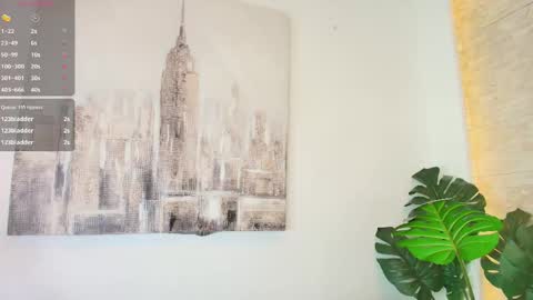 Snapshot of estefanyy_ chatting on 03/04/25, 05:56 estefany online show from 03/04/25, 05:56