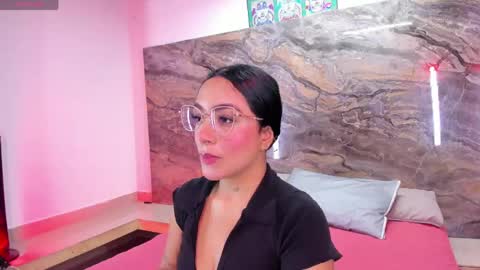 Snapshot of estefy_gomez1 chatting on 04/18/26, 12:20 Stefy online show from 04/18/26, 12:20