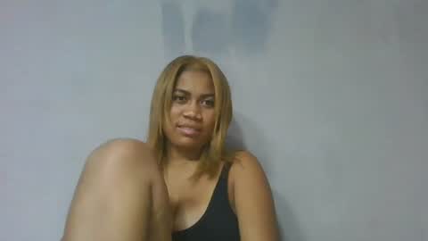 estelah796836 online show from 05/18/26, 04:13
