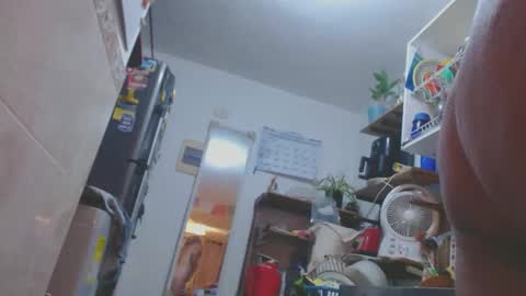 Snapshot of estelamaris1 chatting on 03/11/25, 12:11 estelamaris online show from 03/11/25, 12:11