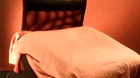 Snapshot of estelarseiya chatting on 02/15/26, 02:30 estelarseiya online show from 02/15/26, 02:30