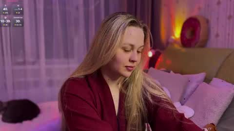 Snapshot of estella_elwood chatting on 05/11/26, 04:59 Estella online show from 05/11/26, 04:59