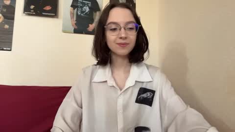 estellezdebski online show from 06/10/26, 04:17