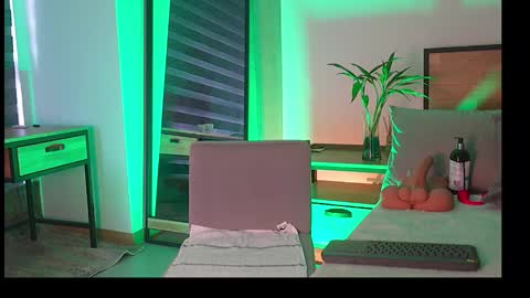 EstephanyBellerose online show from 01/15/26, 01:16