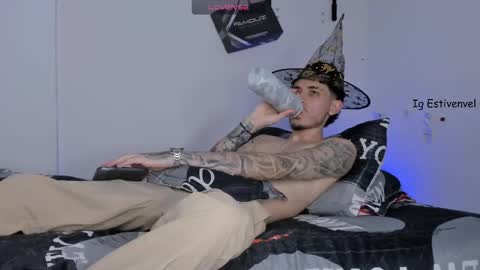 estivenvel online show from 10/29/25, 09:49