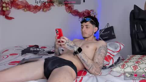 estivenvel online show from 11/26/25, 07:04