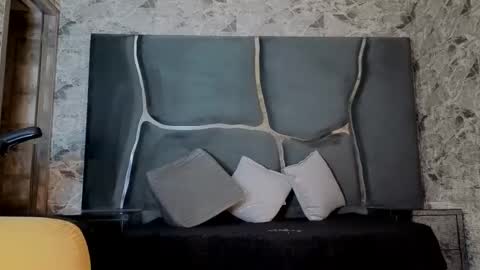 Snapshot of estrella05_ chatting on 10/09/25, 05:16 estrella05_ online show from 10/09/25, 05:16