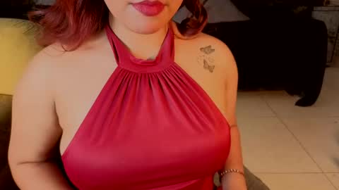 Snapshot of estrella05_ chatting on 10/21/25, 04:13 estrella05_ online show from 10/21/25, 04:13