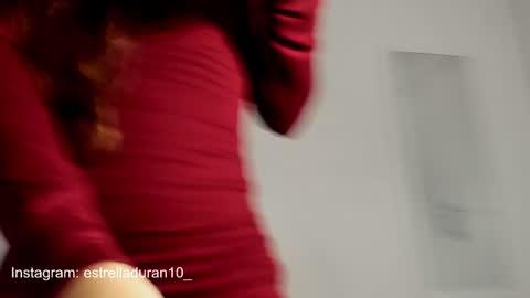 Snapshot of estrella_duran chatting on 01/30/25, 10:41 Estrellita online show from 01/30/25, 10:41