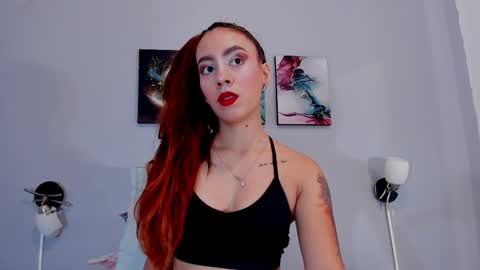 Snapshot of estrella_duran chatting on 04/30/26, 12:22 Estrellita online show from 04/30/26, 12:22