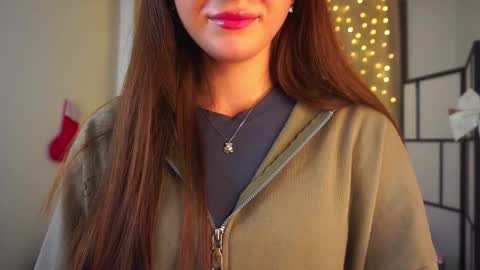 Anna  online show from 12/17/25, 08:48