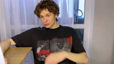 Alex online show from 04/01/26, 12:06