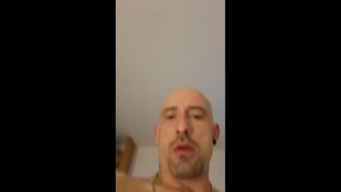 Snapshot of esy1988 chatting on 11/17/25, 03:01 esy1988 online show from 11/17/25, 03:01