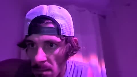 Snapshot of et528007 chatting on 12/18/25, 01:50 et528007 online show from 12/18/25, 01:50