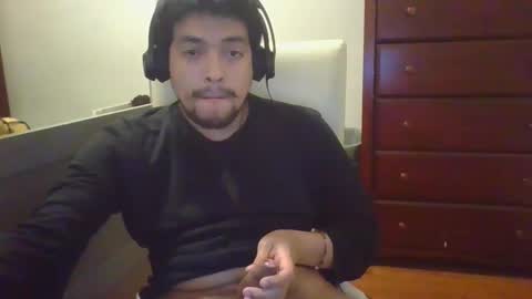 Snapshot of etceteraexx chatting on 12/14/24, 07:18 etceteraexx online show from 12/14/24, 07:18