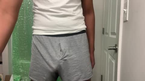 Snapshot of eternalloverboy chatting on 01/13/25, 02:18 Angel online show from 01/13/25, 02:18