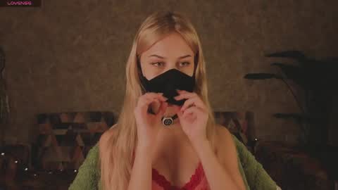 Sophia online show from 04/03/26, 09:13