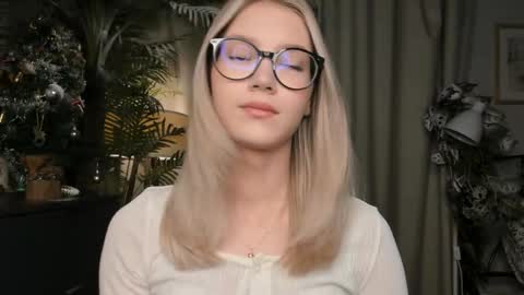 Natalie online show from 01/09/26, 05:43