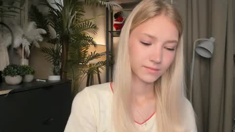 Natalie online show from 07/03/26, 06:09