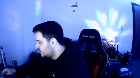 Snapshot of ethan100113 chatting on 02/19/26, 04:52 Ethan online show from 02/19/26, 04:52