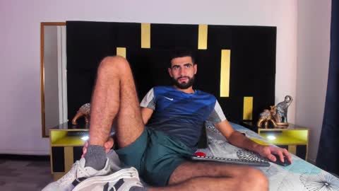 Ethan online show from 02/20/25, 07:41