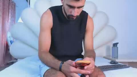 Ethan online show from 09/11/25, 03:01