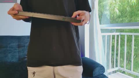 ethan and ava online show from 11/07/25, 01:00