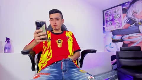 Ethan online show from 09/27/25, 11:21