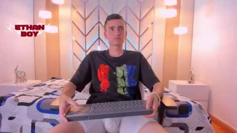 Ethan online show from 02/17/26, 08:04