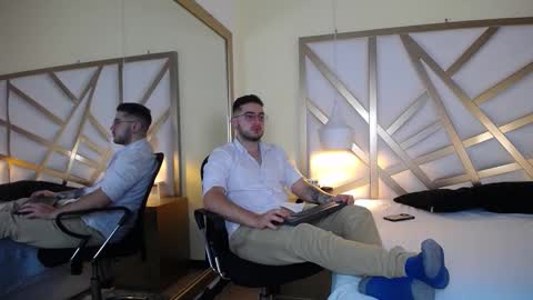 ethan_greys online show from 12/05/25, 04:32