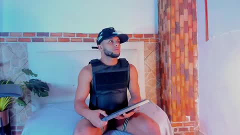 ethan helmut online show from 01/10/25, 11:22