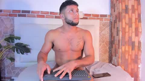 ethan helmut online show from 01/11/25, 02:36