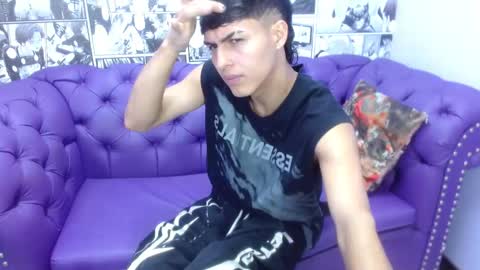 E T H A N  online show from 01/10/26, 07:26