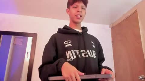 Ethan online show from 07/30/26, 11:53