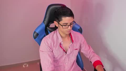 Snapshot of ethan_sai01 chatting on 01/10/25, 01:32 ETHAN SAI online show from 01/10/25, 01:32